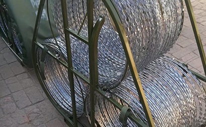 品字形刀片刺網(wǎng) 品字形刀片刺網(wǎng)