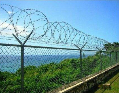 刀片刺繩.jpg 刀片刺繩.jpg